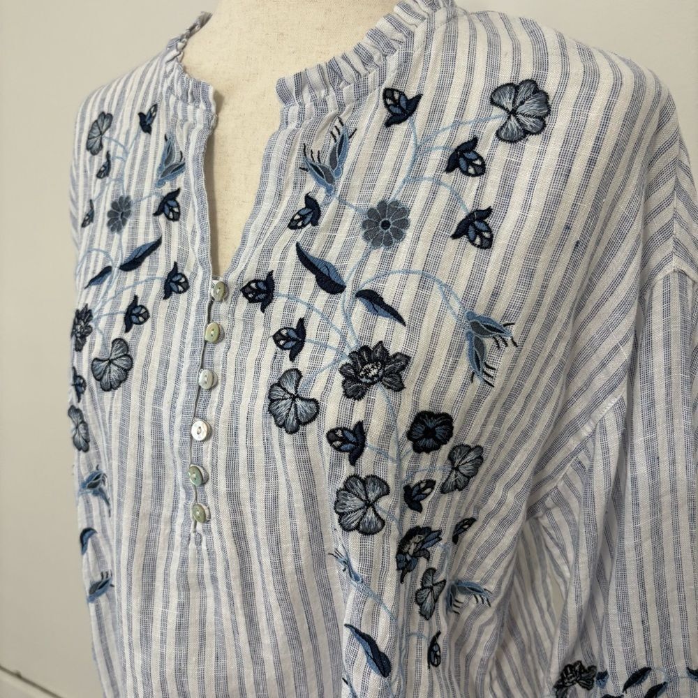 J. Jill 100% Linen Blue Striped Embroidered Floral Peasant Top Sz XS - Picture 3 of 6